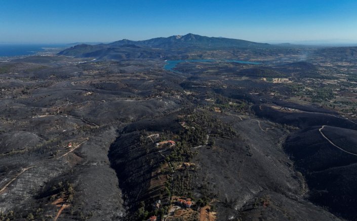 Fire in Northeast Attica:  Πολιτική αντιπαράθεση με αιτία!!