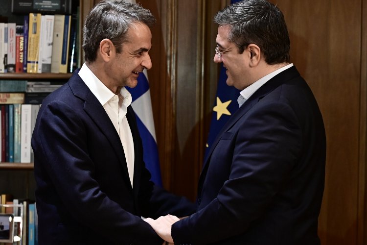 PM Mitsotakis - Politico:  «Κλίνατε επί δεξιά»!! Γιατί ο Μητσοτάκης έστειλε τον Τζιτζικώστα στις Βρυξέλλες!!