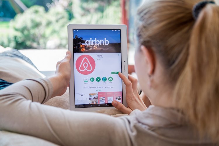 AirbnB Short Term Rentals: Έπεσαν οι τιμές του Airbnb στην Ελλάδα!! Η μεγαλύτερη μείωση σε όλη την Ευρώπη!!