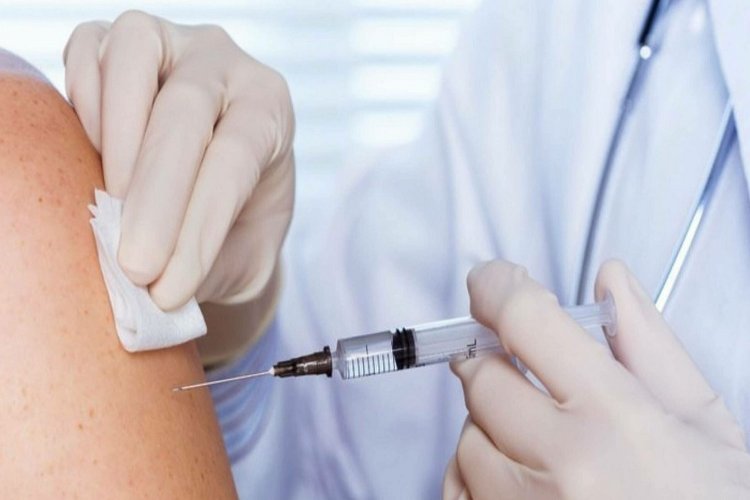 Influenza Vaccination: Αντιγριπικό εμβόλιο στο φαρμακείο, χωρίς ιατρική συνταγή