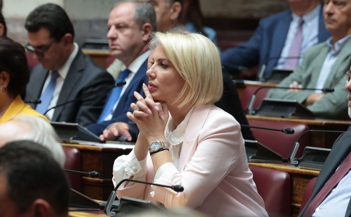 MP Katerina Monogiou: Αναφορά στη Βουλή της Κατερίνας Μονογυιού, για τη διατήρηση της ακτοπλοϊκής σύνδεσης της Κύθνου με τον Πειραιά και το Λαύριο τους χειμερινούς μήνες