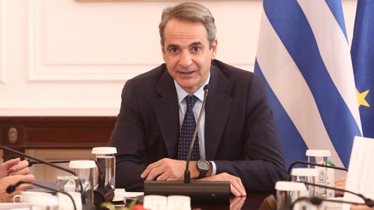 PM Mitsotakis: Στα 950 ευρώ ο κατώτατος μισθός το 2027 – Θα απαγορεύεται βάσει νόμου η μείωσή του