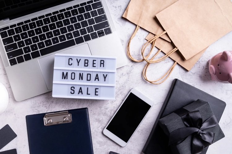 Cyber Monday: Οι προσφορές δεν σταματούν στην Black Friday,  έρχεται η Cyber Monday - Τι αγοράζουν οι καταναλωτές - Ανοικτά τα καταστήματα την Κυριακή!!