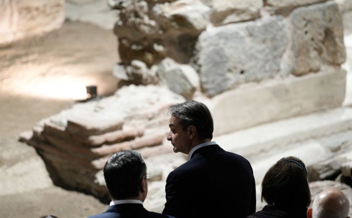 Political Development: Τα εγκαίνια του μετρό, οι ...διαρροές και ο ανασχηματισμός!! Το φυσικό κομματικό ανάχωμα της ΝΔ, ο Κ. Καραμανλής, έχει «υποχωρήσει» σταδιακά!!