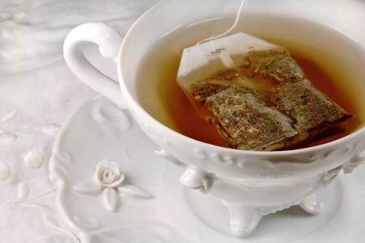 Scientists Warn of Harmful Release From Tea Bags:  Οι επιστήμονες προειδοποιούν για  επιβλαβή απελευθέρωση Νανοπλαστικών, από τα σακουλάκια τσαγιού