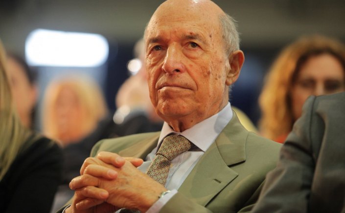 National Mourning: Τι είναι το εθνικό πένθος, πότε κηρύσσεται και τι σηματοδοτεί!!