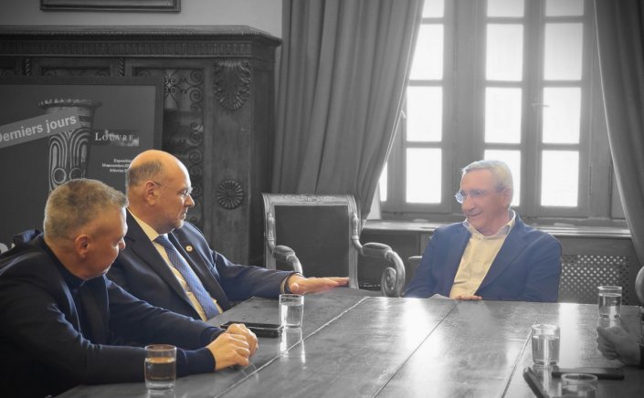 Aegean islands: Συνάντηση του Περιφερειάρχη Γιώργου Χατζημάρκου με τον Πρόεδρο του ΕΚΑΒ και τον νέο Διευθυντή Παραρτήματος Αιγαίου