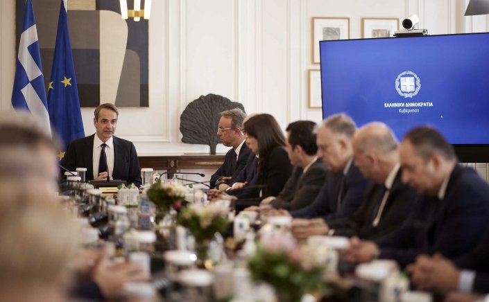 Cabinet meeting: Υπουργικό εν μέσω πολιτικής κρίσης – Το σενάριο του αιφνιδιασμού και οι πιέσεις της αντιπολίτευσης