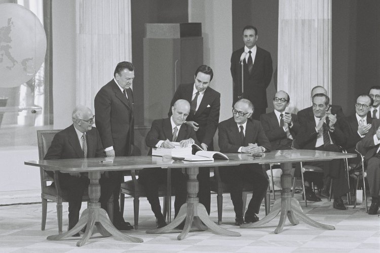 Greece presidential election: Όπως το 1980!! Από τότε κόμμα προτείνει βουλευτή του για ΠτΔ!!