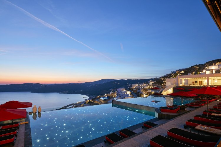 New tourism bill: Οι πισίνες των ξενοδοχείων στα νησιά θα γεμίζουν με θαλασσινό νερό!! Η Νέα Νομοθεσία - Οι Αντιδράσεις