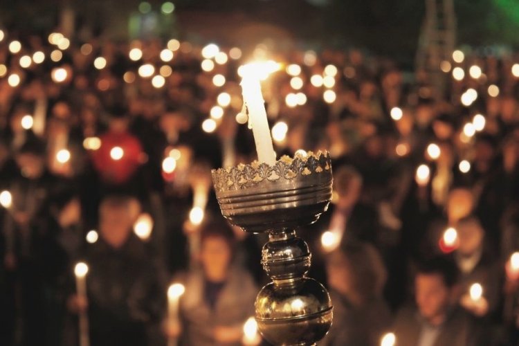 Orthodox Easter: Αλλάζει το Πάσχα 2025 - Η ημερομηνία και τι αλλάζει από φέτος!!Ιστορική σύμπτωση!!