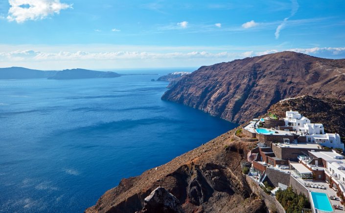 Earthquake in Cyclades: Σεισμοί στις Κυκλάδες!! Τα τρία φαινόμενα που εξετάζουν οι σεισμολόγοι - Αδειάζουν πισίνες και… σπίτια, κάτοικοι αναχωρούν από τα νησιά!!