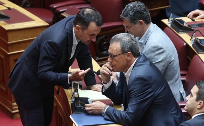 SYRIZA-PA: ΣΥΡΙΖΑ & Νέα Αριστερά!! «Πάγο» σε όσους θέλουν άμεσα τη συνεργασία τους έβαλε η τέταρτη ψηφοφορία για ΠτΔ!!