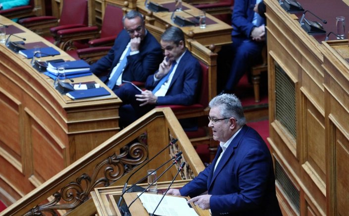 KKE Leader Koutsoubas: Ο Κουτσούμπας επιμένει «Ο λαός μίλησε και το μήνυμα δεν μπορείτε να το πλαστογραφήσετε - Ποιον καλύπτετε;»