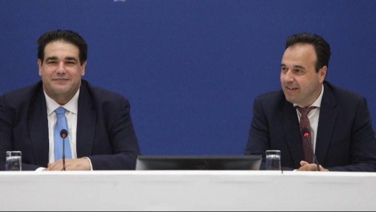 Digital gov on citizen well-being: Κατάργηση «δημοφιλών» πιστοποιητικών φέρνει η συνεργασία των Υπουργείων Ψηφιακής Διακυβέρνησης και Εσωτερικών