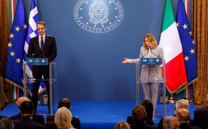 PM Mitsotakis in Rome: Δηλώσεις Μητσοτάκη-Μελόνι, για ηλεκτρική διασύνδεση και τρένα - Οι 12+2 συμφωνίες [Video]