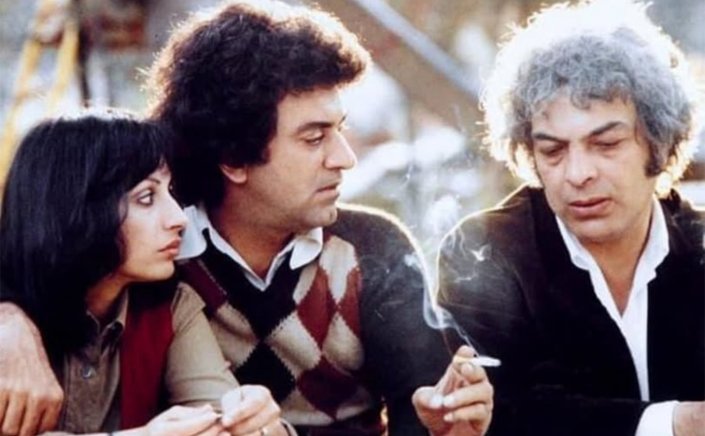 Achilleas Theofilou: Έχει πανσέληνο απόψε Αχιλλέα... Είναι αλλιώτικη η σιωπή... Η ιστορία του ελληνικού τραγουδιού μέσα από το άλμπουμ της ζωής του Αχιλλέα Θεοφίλου