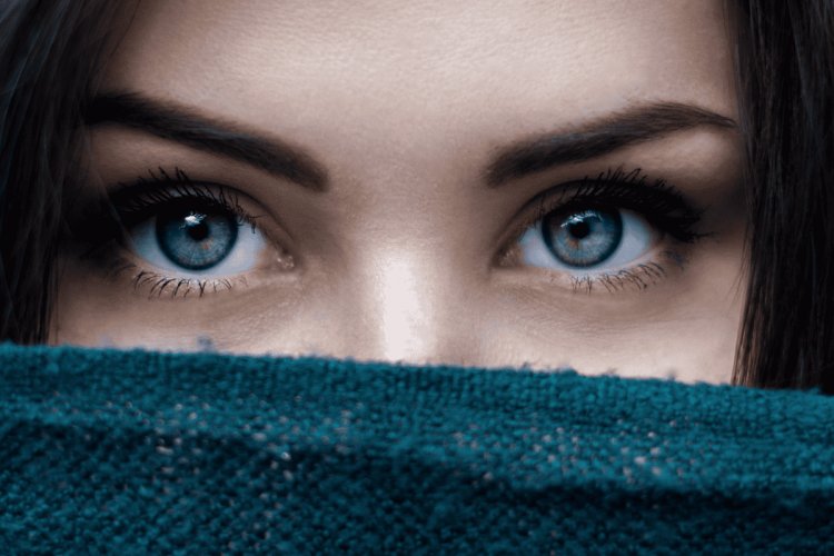 The gaze and the intention: Το βλέμμα & η πρόθεση, “Η σιωπηλή γλώσσα της επιβίωσης” [H Μελέτη]