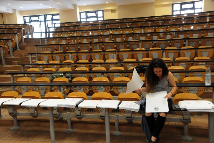 Student elections:  «Ποιος κέρδισε στις φοιτητικές εκλογές»!! Ένα (κρύο) ανέκδοτο!!
