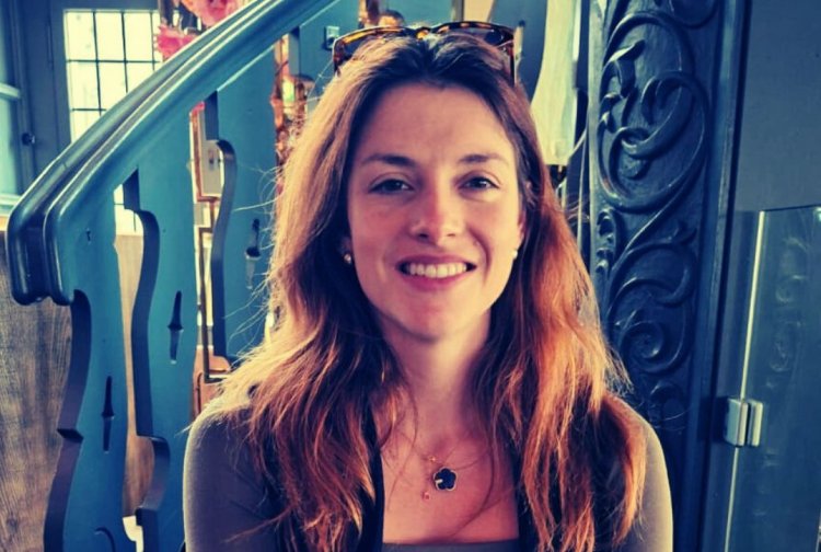 Xpήστos Bεpώvηs: Χρόνια Πολλά σε όλες τις Ελένες, όλες τις Κωνσταντίνες και όλους τους Κωνσταντίνους της Μυκόνου μας!