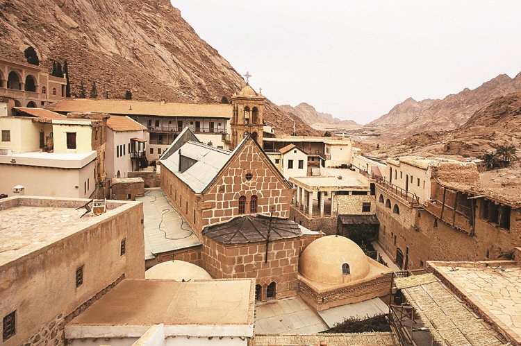 Sinai Monastery: Η δύσκολη διαπραγμάτευση για τη Μονή Σινά
