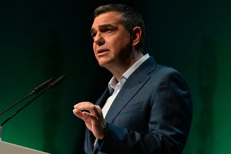 Ex - PM Tsipras: Τα νέα σχέδια του Αλέξη Τσίπρα!! Η επετειακή απόπειρα του Τσίπρα να αναδείξει ότι συκοφαντήθηκε από ΝΔ, ΠΑΣΟΚ, αλλά και μερίδα του ΣΥΡΙΖΑ, για το Δημοψήφισμα του 2015!!