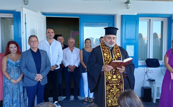 Μήνυμα του Δημάρχου Μυκόνου, Χρήστου Βερώνη για την έναρξη της σχολικής χρονιάς 2025-26