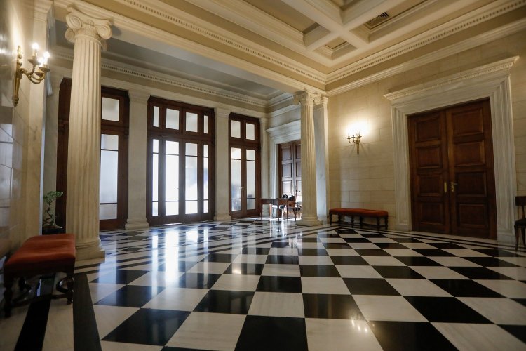 Gov & Political Affairs: Το πρώτο κύμα δημοσκοπήσεων, προ ΔΕΘ, στο Μαξίμου!!