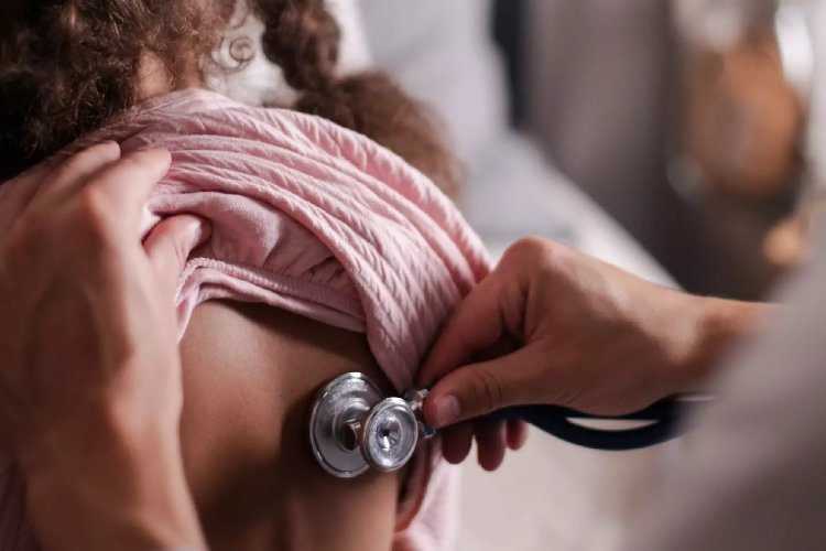 Healthcare Policy: Παιδίατροι κατά ΕΟΠΥΥ!! Οι περιορισμοί στις εξετάσεις θέτουν σε κίνδυνο τα παιδιά!!