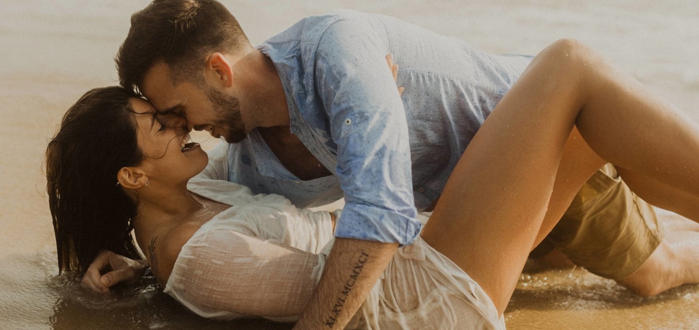 Love language types: Αυτές είναι οι πέντε γλώσσες της αγάπης!! Εσύ ποια μιλάς;