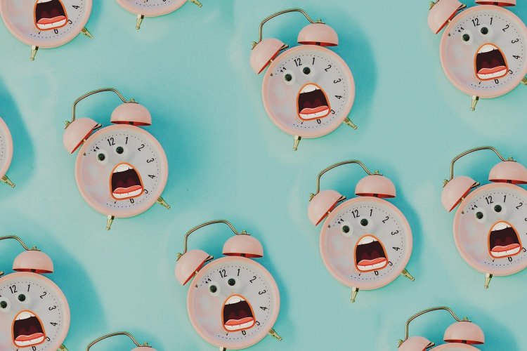 Abolishing Daylight Saving Time - Stanford: Η κατάργηση της αλλαγής ώρας θα βελτίωνε τη δημόσια υγεία, με λιγότερα περιστατικά εγκεφαλικών & παχυσαρκίας υπό τη χειμερινή ώρα