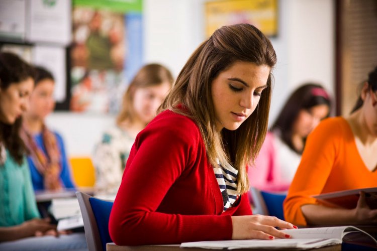 High school exams: Τι αλλάζει στις εξετάσεις στο Λύκειο - Πότε είναι υποχρεωτική και η προφορική διαδικασία [ΦΕΚ]