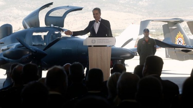 PM Mitsotakis at the delivery of three Diamond DA62 MPP aircraft: Η μεγαλύτερη επένδυση στην ανθεκτικότητα της πατρίδας μας