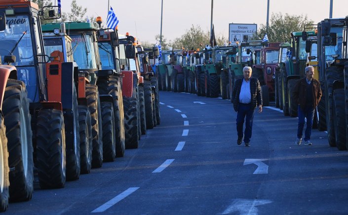 BTS: «Πρόεδρε στήσε κάλπες πριν το Πάσχα»!! Τι τρομάζει το Μαξίμου!!