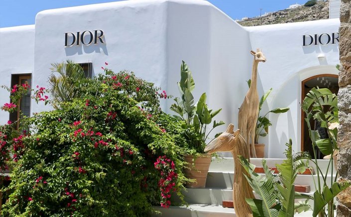 Γιατί οι luxury travellers επιλέγουν τα Ελληνικά νησιά για premium shopping και αυθεντικές εμπειρίες [Virtuoso]