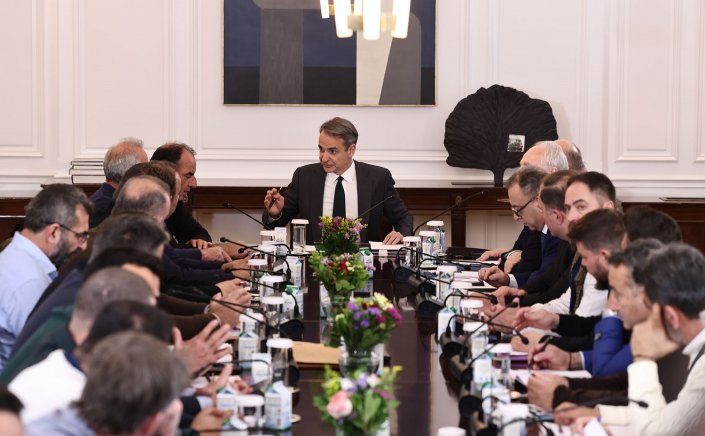 BehindThe Scenes: Το παρασκήνιο της συνάντησης με τους αγρότες - Διαπραγματευτικό χαρτί η αμνηστία στα πρόστιμα