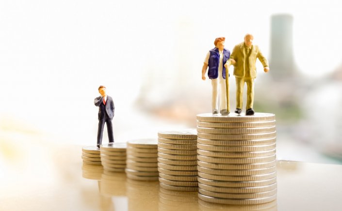 EFKA Rates Increase: Πόσο αυξάνονται οι εισφορές το 2026!! Οι νέες εισφορές για νέους και παλαιούς επαγγελματίες - Αναλυτικοί πίνακες!!