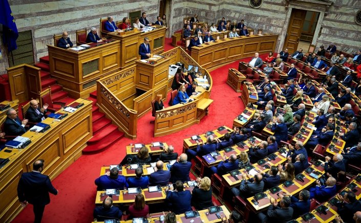 Revision of the Greek Constitution: Αναθεώρηση Συντάγματος!! Πρεμιέρα τον Φεβρουάριο με ατζέντα την άρση μονιμότητας, 6ετή θητεία ΠτΔ & ιδιωτικά πανεπιστήμια