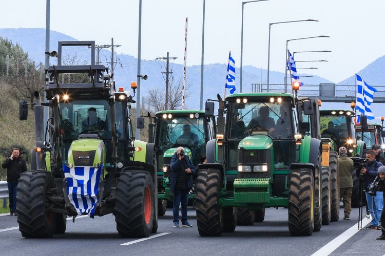 Agrarian Crisis: Ναυάγιο διαλόγου Κυβέρνησης - Αγροτών!! Απειλές για καταστολή - Βγαίνει από το συρτάρι το Plan B για τα μπλόκα