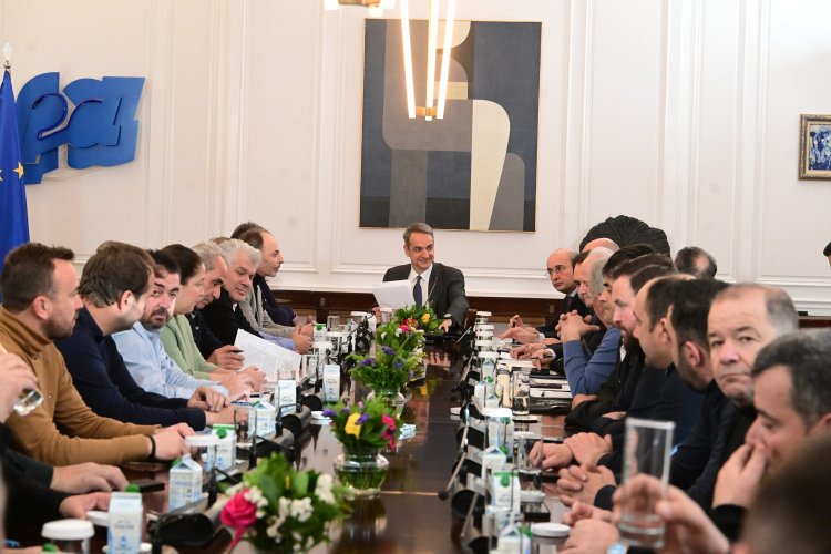 Gov & Political Affairs: «Μπλόκο» στο Μαξίμου!! Ο διάλογος δεν έπεισε, οι αγρότες σκέφτονται… Αθήνα!!