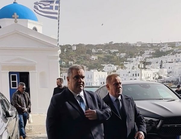 Βασίλης Σπανάκης: «Με Νέα Δημοκρατία τα μεγαλύτερα έργα στη Μύκονο – Aύξηση πόρων κατά 102% και νέα εποχή ανάπτυξης»