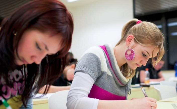 Panhellenic Exams 2026 Updates: Ανατροπή στις Πανελλήνιες 2026!! Τι προβλέπει η νέα απόφαση για τα γραπτά των μαθητών [Η απόφαση]