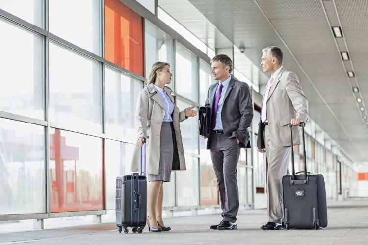 Tourism Zoning Gridlock: «Έμφραγμα» στο Χωροταξικό Τουρισμού – Νέα παράταση «παγώνει» τις επενδύσεις