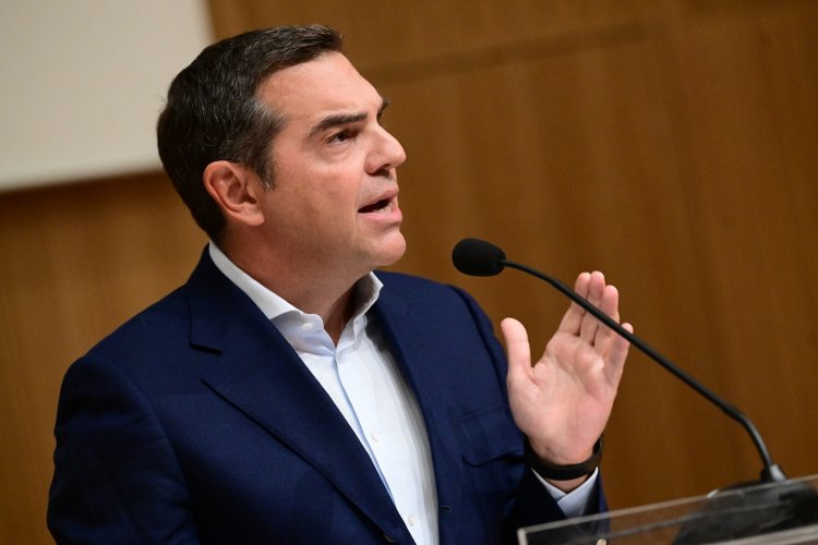 Greek Wiretapping Scandal: Η μετωπική Τσίπρα σε Μητσοτάκη - Δημητριάδη για τις υποκλοπές, ο στόχος και το παρασκήνιο