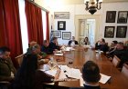 Mykonos (MC) Municipal Committee: Ο Οικονομικός “Οδικός Χάρτης” περνά από τη Δημοτική Επιτροπή – Οι 8 αποφάσεις που επανακαθορίζουν το κόστος ζωής και επιχειρηματικότητας