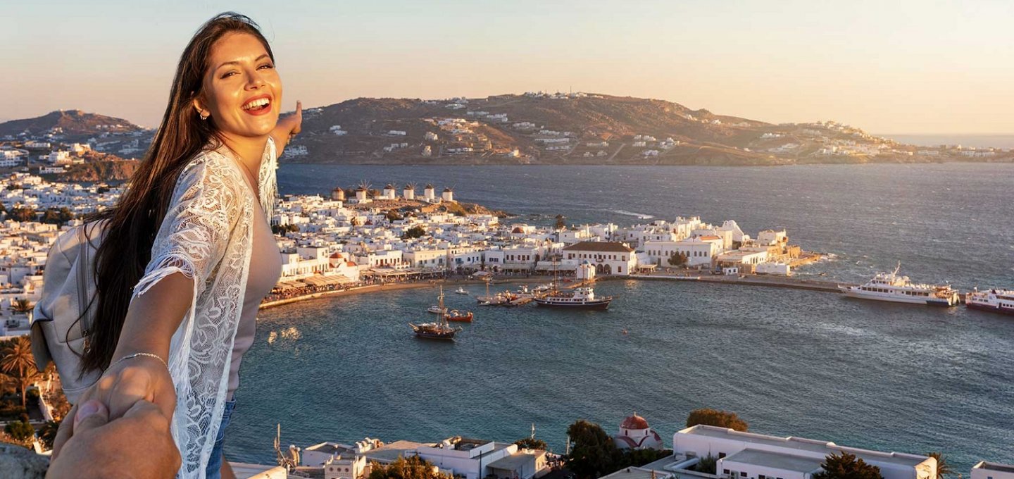 Greek Tourism Boost: Πώς ο πόλεμος στον Κόλπο φέρνει Τουρίστες στην Ελλάδα - Το τέλος του Τουρκικού πλεονεκτήματος