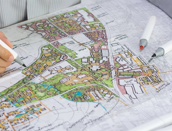 Greek Spatial Masterplan: Ειδικά Χωροταξικά Πλαίσια για Τουρισμό & η «Ομηρία» των Επενδύσεων