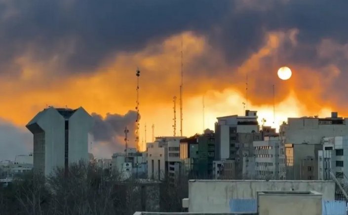 Tehran Succession: Το «Σχέδιο Διαδοχής» Τραμπ για το Ιράν και η Γεωπολιτική σκακιέρα στη Μέση Ανατολή