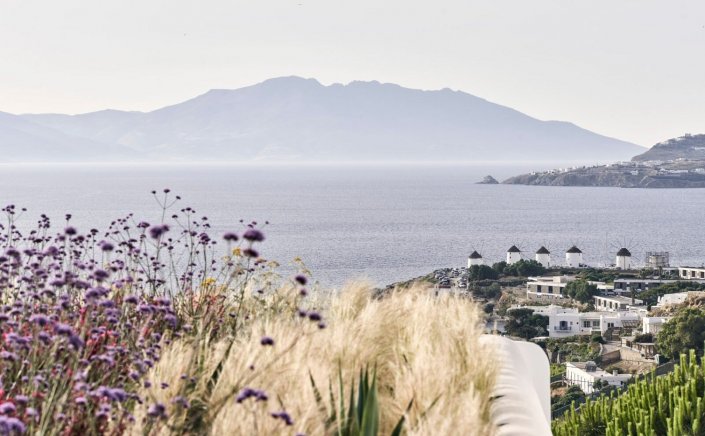 Guardian Report on Greece: Ο Αντίκτυπος της κρίσης στη Μέση Ανατολή στον Ελληνικό Τουρισμό το 2026