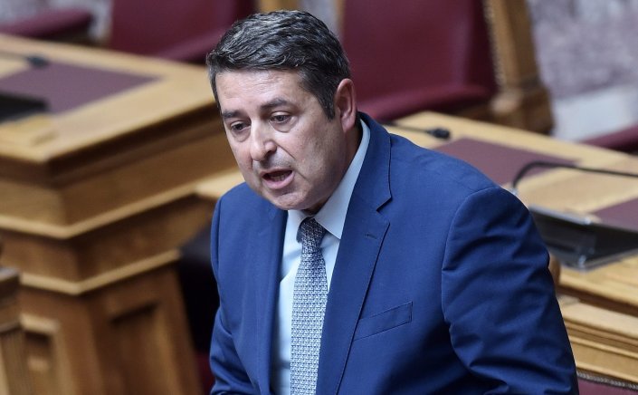 G. Mylonakis Brain Aneurysm: Στη ΜΕΘ του «Ευαγγελισμού» ο Γιώργος Μυλωνάκης με Ανεύρυσμα Εγκεφάλου